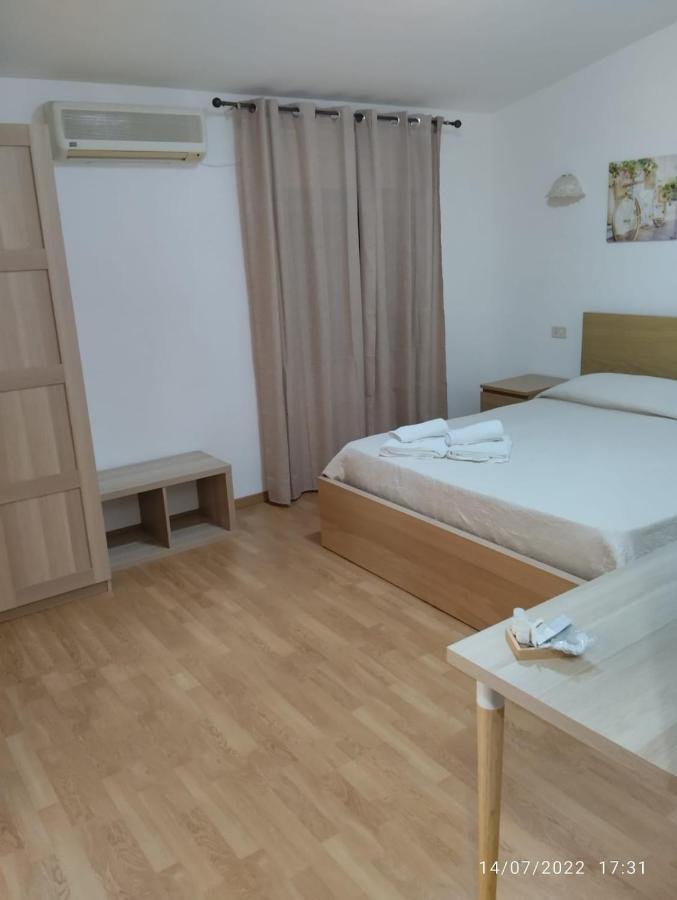 B&B Troisi Racalmuto Ngoại thất bức ảnh